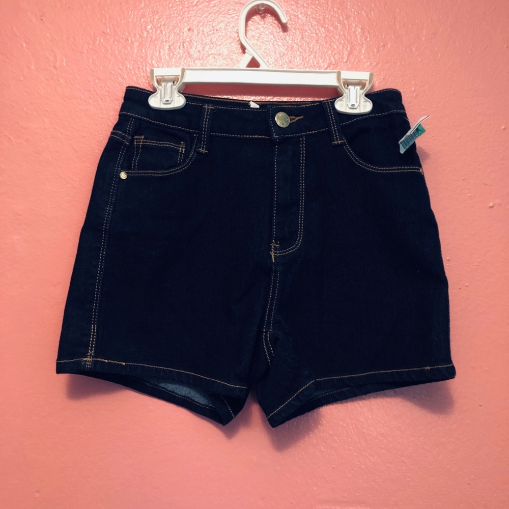high waisted shorts(new)